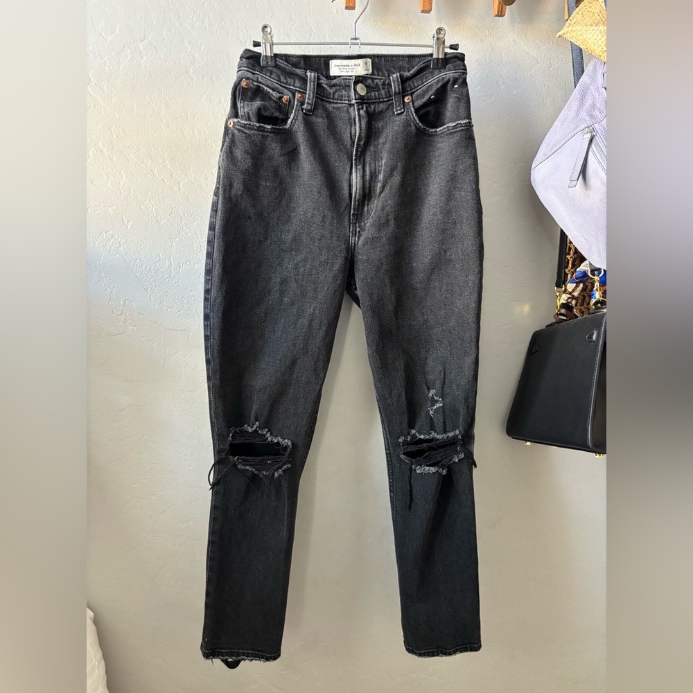 Women’s Abercrombie Curve Love Ankle Ultra High Rise Jeans